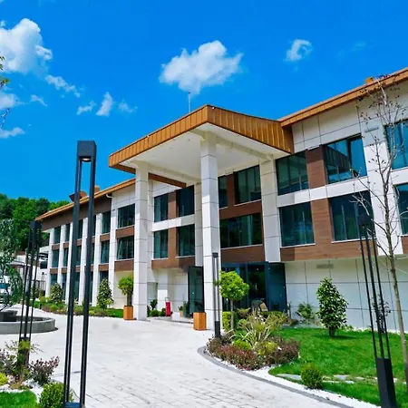 Hotel Cabir Deluxe 5*