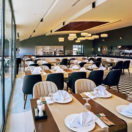 Cabir Deluxe 5* 萨潘贾