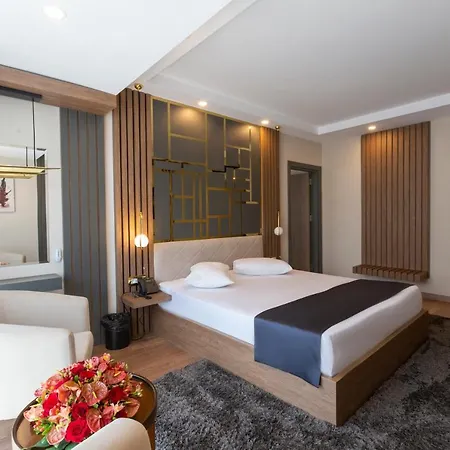 Cabir Deluxe Hotel 5*