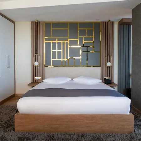 Cabir Deluxe Hotel 5*