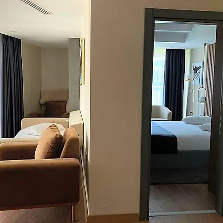 Hotel Cabir Deluxe 5*