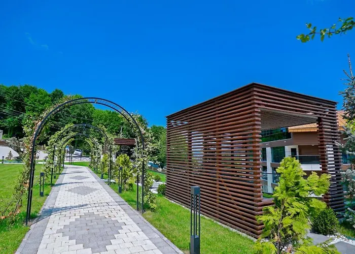 Hotel Cabir Deluxe 5*