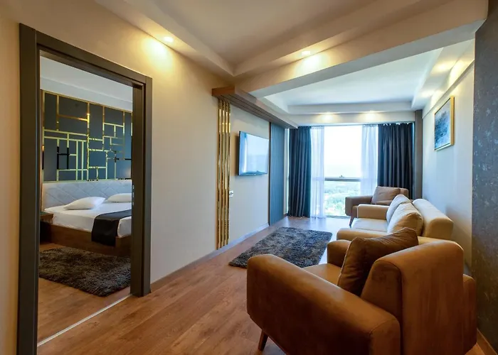 Cabir Deluxe فندق 5*